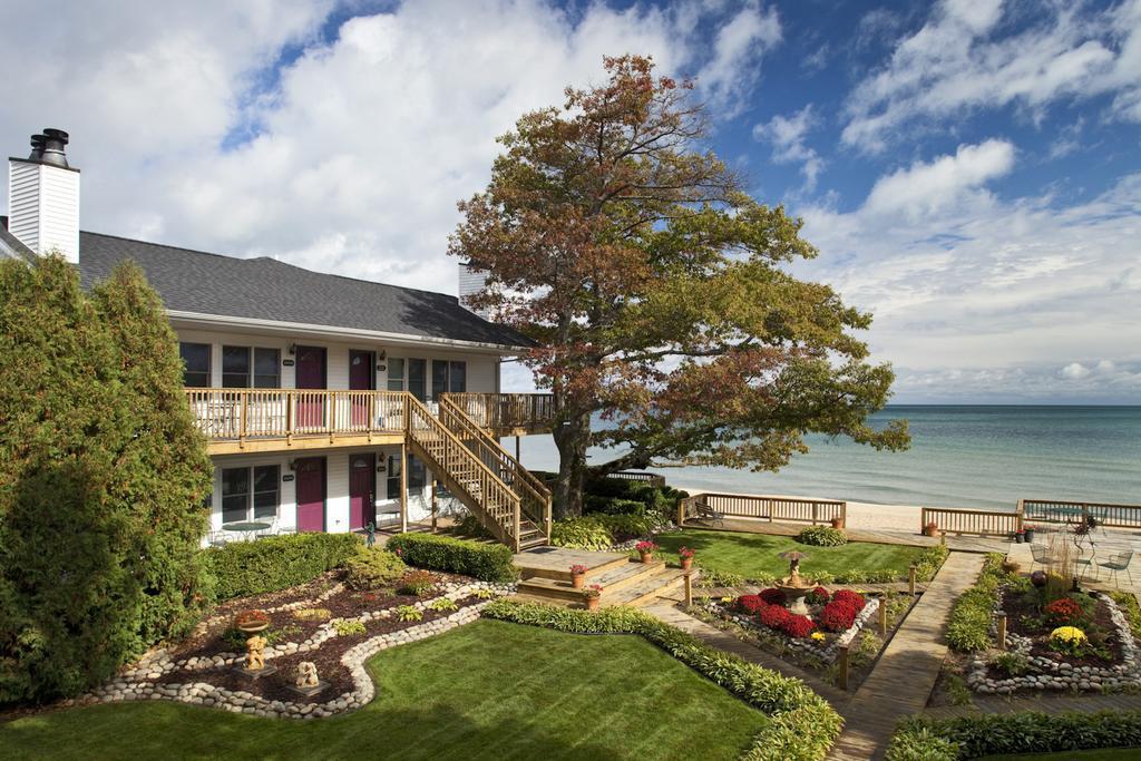 Huron House Oscoda Exterior foto