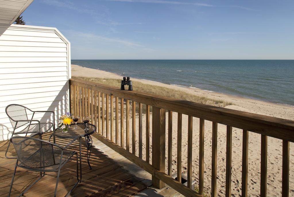 Huron House Oscoda Exterior foto