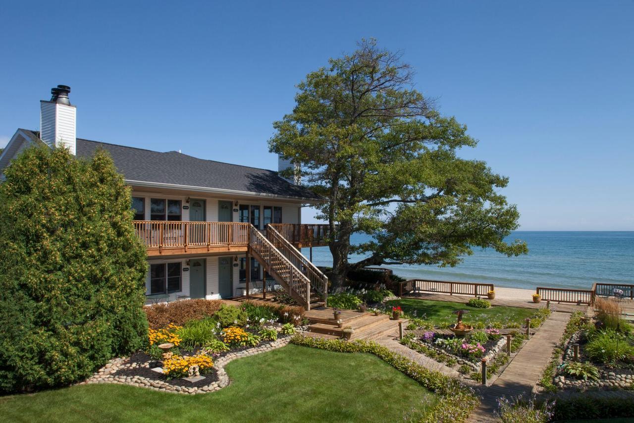 Huron House Oscoda Exterior foto